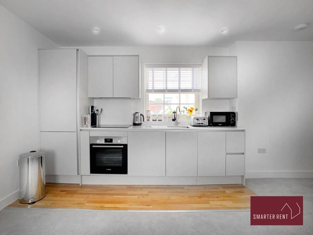 Eton, Windsor - 1 Bedroom First Floor Apartment - Parking المظهر الخارجي الصورة